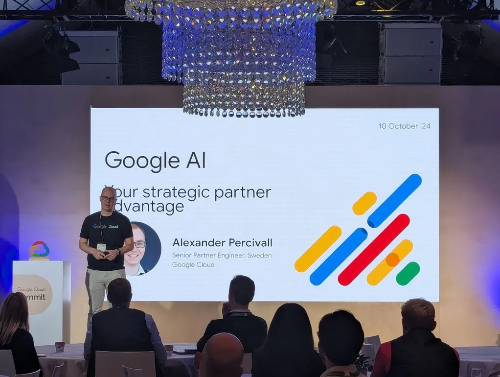 Alexander Percivall speaking at Google Cloud Summit